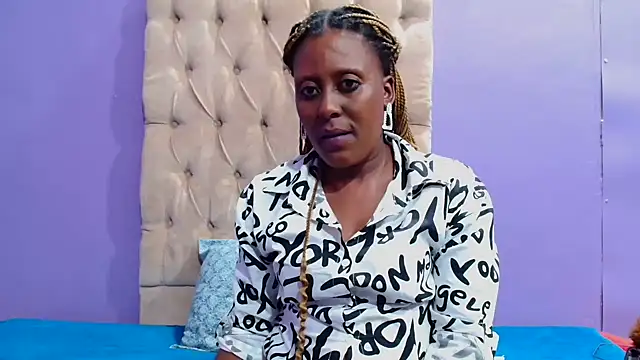 SLUTYLISA online show from November 8, 2025, 11:58 pm