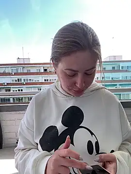 AlisaWhite online show from April 20, 2026, 8:39 am