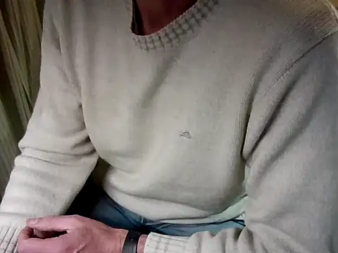 mariohurt101 online show from September 29, 2025, 9:41 pm