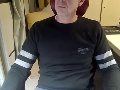 mariohurt101 online show from October 30, 2025, 9:26 pm