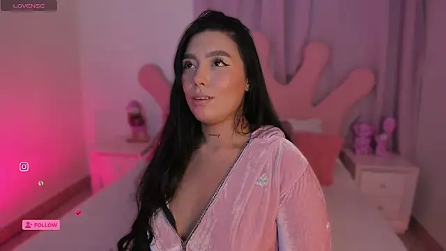 Snapshot of shantall_vidales_ chatting on October 13, 2025, 4:01 am shantall vidales online show from October 13, 2025, 4:01 am