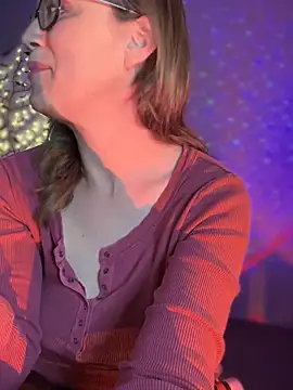 MaiseKnox online show from January 9, 2025, 12:57 am