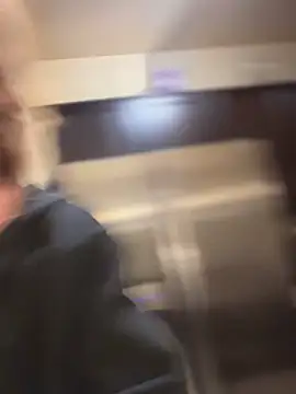 MaiseKnox online show from January 12, 2025, 12:18 am