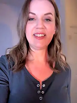 MaiseKnox online show from September 11, 2025, 11:16 pm