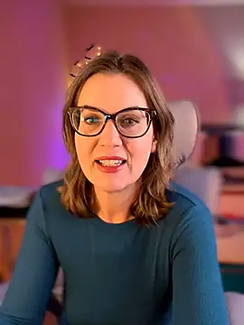 MaiseKnox online show from January 12, 2026, 10:15 pm