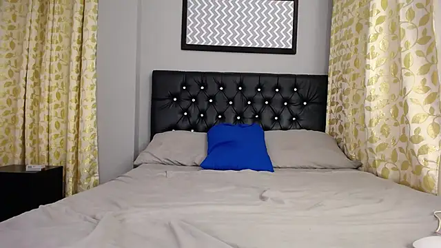 loveyouzahara2020 online show from February 7, 2025, 1:47 am