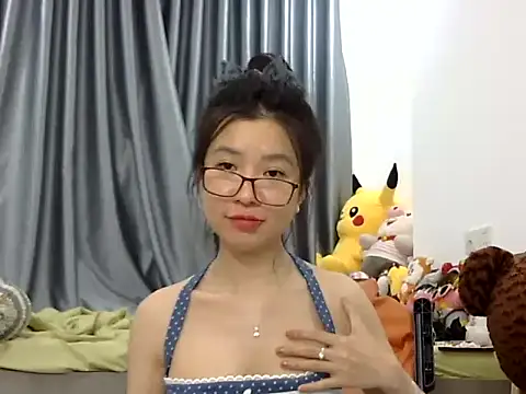 Snapshot of Cute_Ruby01 chatting on January 7, 2025, 12:31 pm Cute Ruby01 online show from January 7, 2025, 12:31 pm