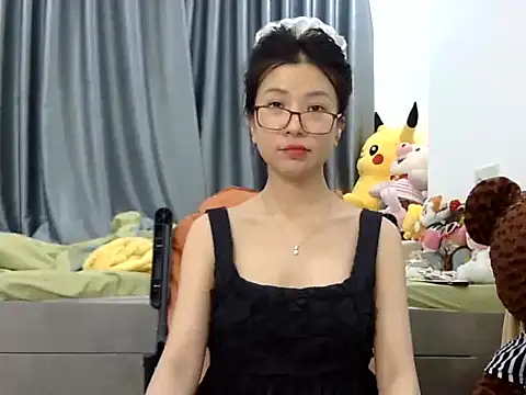 Snapshot of Cute_Ruby01 chatting on February 23, 2025, 12:05 pm Cute Ruby01 online show from February 23, 2025, 12:05 pm