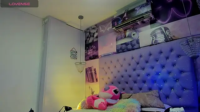 Snapshot of Vivi_prinncess chatting on March 8, 2025, 2:45 am Vivi prinncess online show from March 8, 2025, 2:45 am