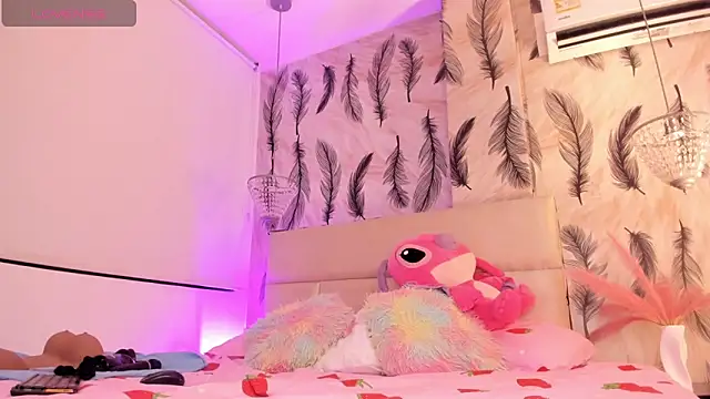 Snapshot of Vivi_prinncess chatting on October 30, 2025, 11:49 pm Vivi prinncess online show from October 30, 2025, 11:49 pm