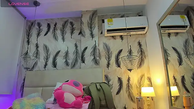 Vivi prinncess online show from November 18, 2025, 10:36 pm