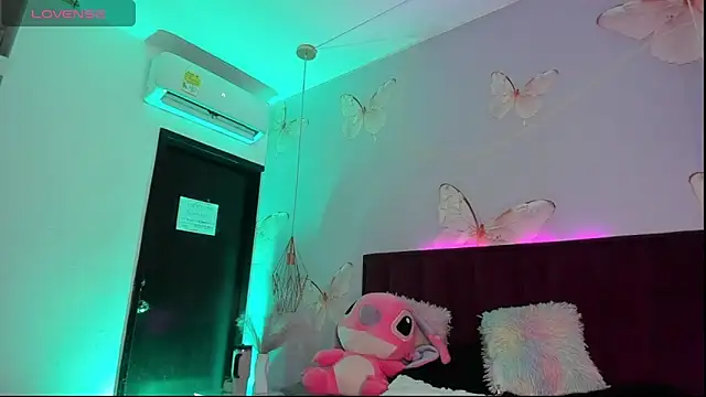 Vivi prinncess online show from March 3, 2026, 12:28 am