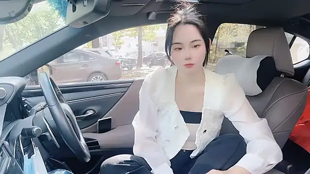 orla2021 online show from January 4, 2025, 4:01 am