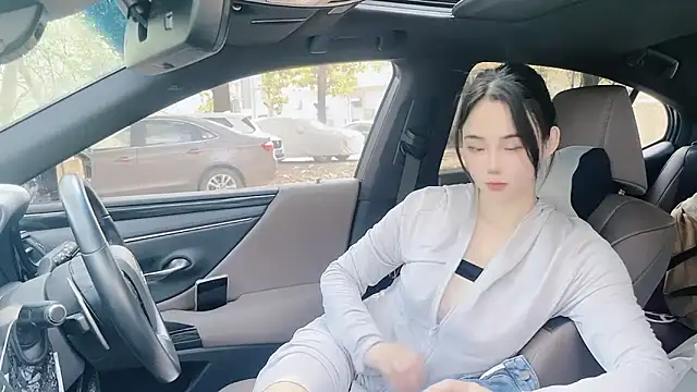 orla2021 online show from January 5, 2025, 4:47 am