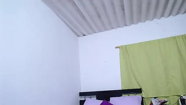 Snapshot of sexxy_ticki chatting on December 13, 2024, 12:42 am sexxy ticki online show from December 13, 2024, 12:42 am