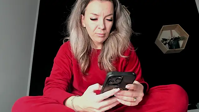 Alesys69 online show from March 31, 2026, 8:20 pm