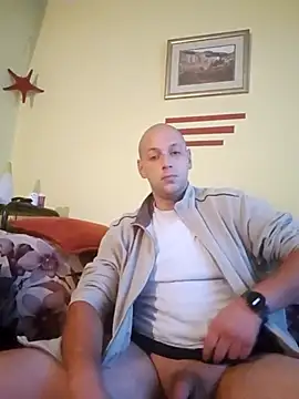 Snapshot of Flakka95 chatting on October 13, 2025, 2:00 am Flakka95 online show from October 13, 2025, 2:00 am