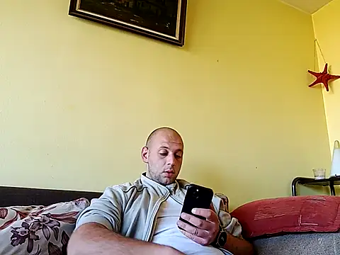 Snapshot of Flakka95 chatting on October 16, 2025, 11:22 am Flakka95 online show from October 16, 2025, 11:22 am