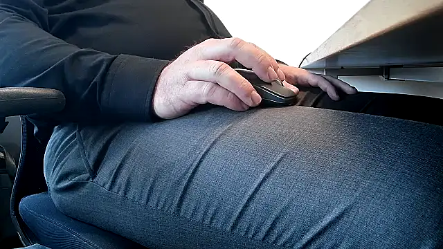 69bezfleku online show from November 18, 2025, 7:57 am