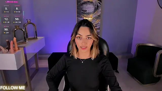 Snapshot of MelissaMoore_ chatting on October 24, 2025, 3:03 am MelissaMoore online show from October 24, 2025, 3:03 am