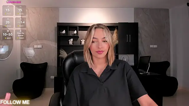 Snapshot of MelissaMoore_ chatting on May 15, 2026, 9:27 am MelissaMoore online show from May 15, 2026, 9:27 am