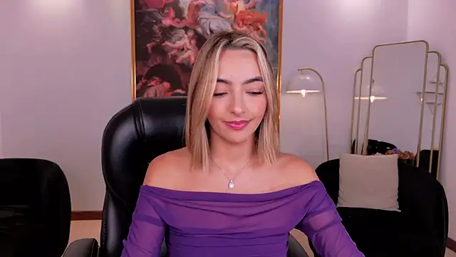 Snapshot of MelissaMoore_ chatting on May 21, 2026, 9:38 am MelissaMoore online show from May 21, 2026, 9:38 am