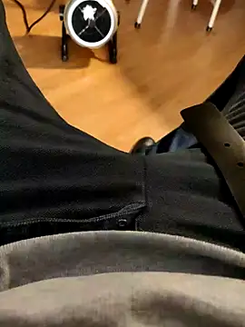 papiculo86 online show from December 22, 2024, 12:28 am