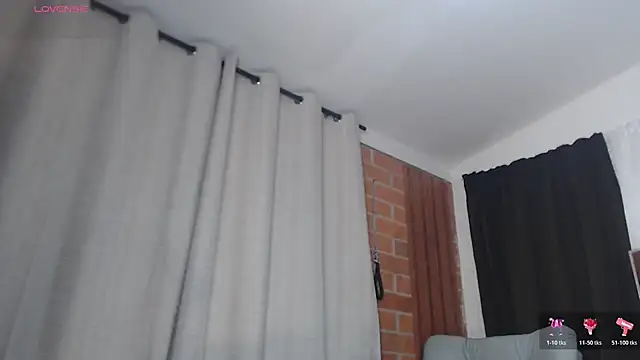 AGATHAA WHITE online show from March 11, 2026, 10:10 am