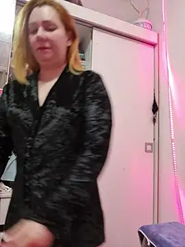 Patriciamoura69 online show from July 29, 2026, 3:04 am