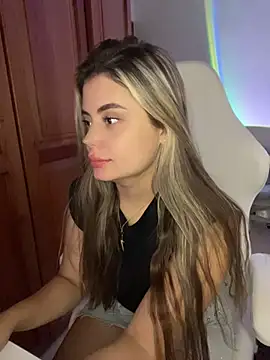 Miss valeriaa online show from July 12, 2026, 1:46 pm