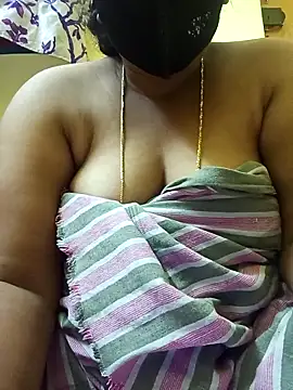 Snapshot of teddy-143 chatting on February 12, 2026, 6:36 pm teddy-143 online show from February 12, 2026, 6:36 pm