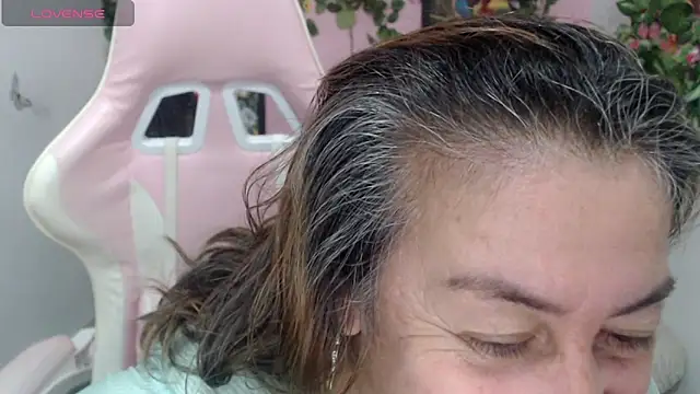 stepmother 105 online show from December 5, 2025, 6:15 pm