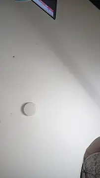 dannaparker online show from September 28, 2025, 5:02 am