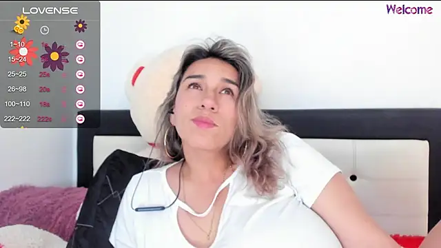 Snapshot of na-biky chatting on February 21, 2025, 1:55 am na-biky online show from February 21, 2025, 1:55 am