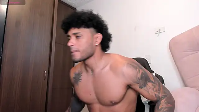 Alessandro Vanni online show from December 3, 2024, 3:22 pm