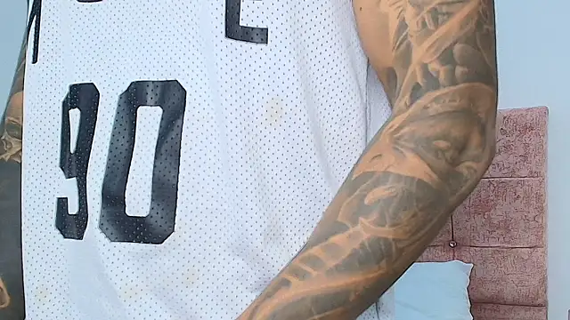 Alessandro Vanni online show from December 6, 2024, 12:49 pm