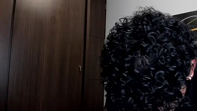 Alessandro Vanni online show from March 18, 2025, 1:32 am