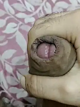 rockkyy9 online show from October 22, 2025, 7:46 pm