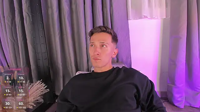 Thiago jones online show from October 24, 2025, 11:45 pm