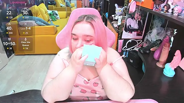 Snapshot of Softie_Sofy chatting on June 20, 2026, 2:36 am Softie Sofy online show from June 20, 2026, 2:36 am