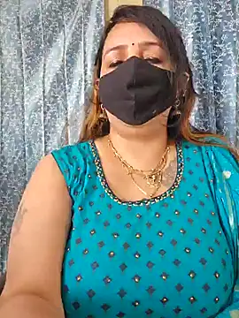 cute-tanvi online show from January 9, 2025, 5:02 am