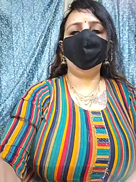 cute-tanvi online show from January 15, 2025, 1:23 am