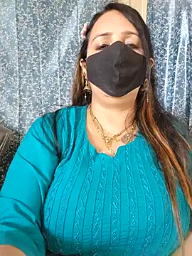cute-tanvi online show from January 27, 2025, 8:40 am