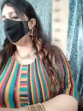 cute-tanvi online show from February 3, 2025, 10:36 am