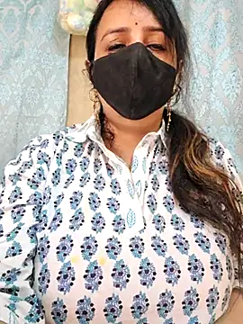 Snapshot of cute-tanvi chatting on October 18, 2025, 1:41 am cute-tanvi online show from October 18, 2025, 1:41 am