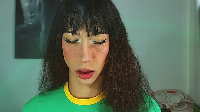 Kenisha Sweet online show from January 6, 2026, 5:05 pm