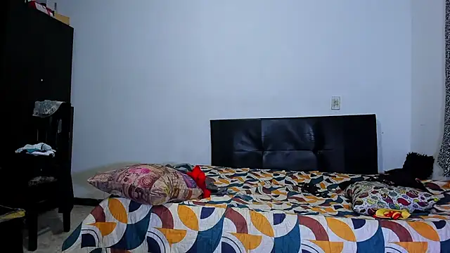 ares sexxx online show from February 20, 2026, 11:43 am