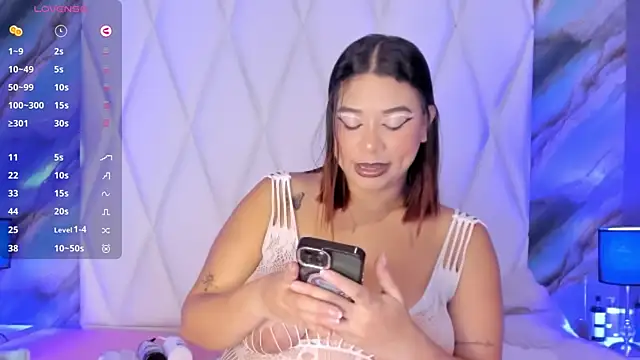 Snapshot of DanniaMonroee chatting on May 26, 2026, 12:12 pm DanniaMonroee online show from May 26, 2026, 12:12 pm