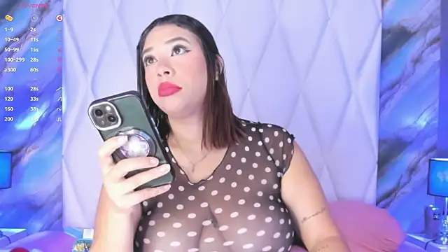 Snapshot of DanniaMonroee chatting on June 16, 2026, 11:35 am DanniaMonroee online show from June 16, 2026, 11:35 am