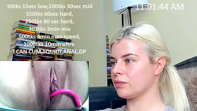 queenofthenighttt online show from April 10, 2026, 9:03 am